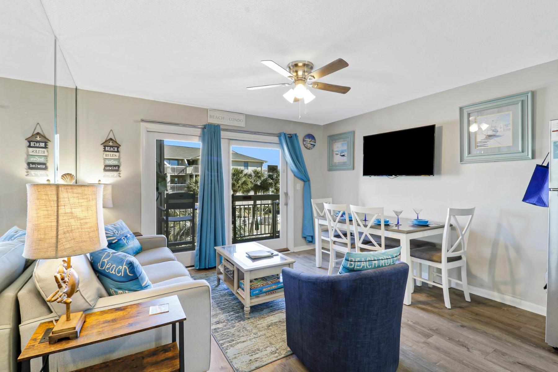 The Breakers #220 Beach Condo, Beautiful Ocean View At Coligny Beach, 4 N Forest Beach Drive Hilton Head, Walk To All Shops Restaurants, Renovated Jan 2024, Vacation Rental Hhi Llc ヒルトンヘッドアイランド エクステリア 写真